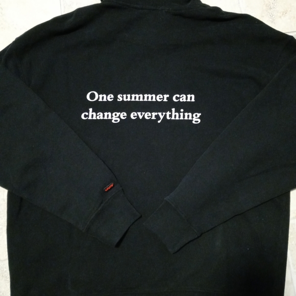 Mens size Medium Levis Stranger Things - Picture 5 of 5